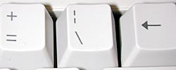 A picture of the 'double' pipe key on a keyboard.